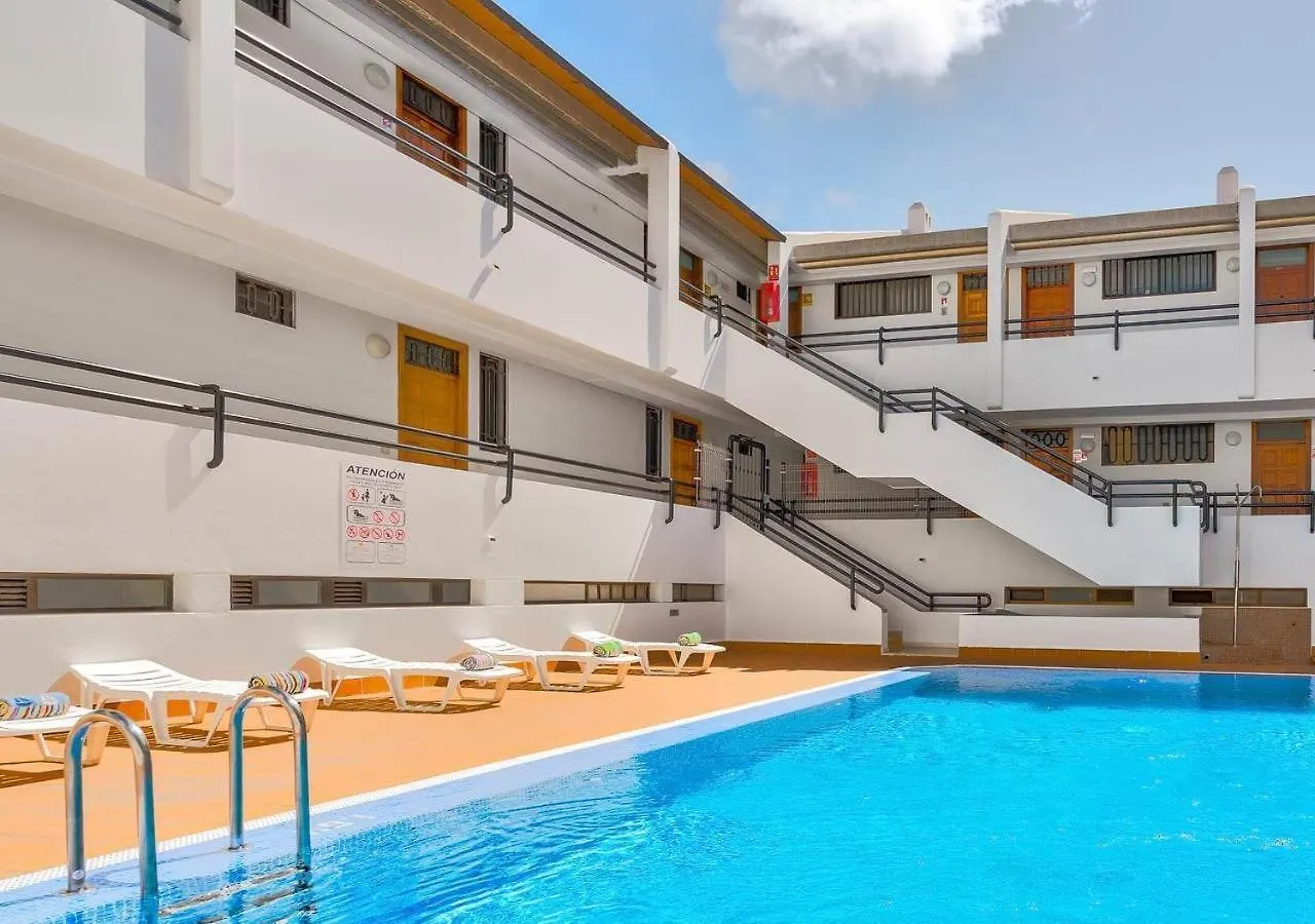 Apartment Stylish Flat And Pool With 3 Rooms, Sleeps 6, Los Cristianos Los Cristianos